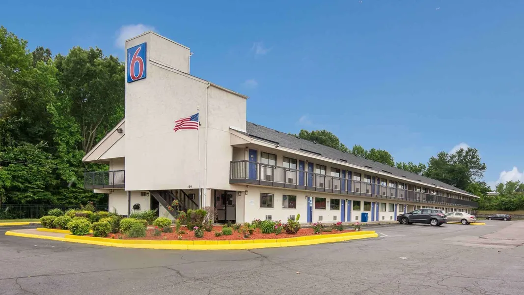 Motel 6 Richmond, VA - Midlothian Turnpike hotel detail image 2