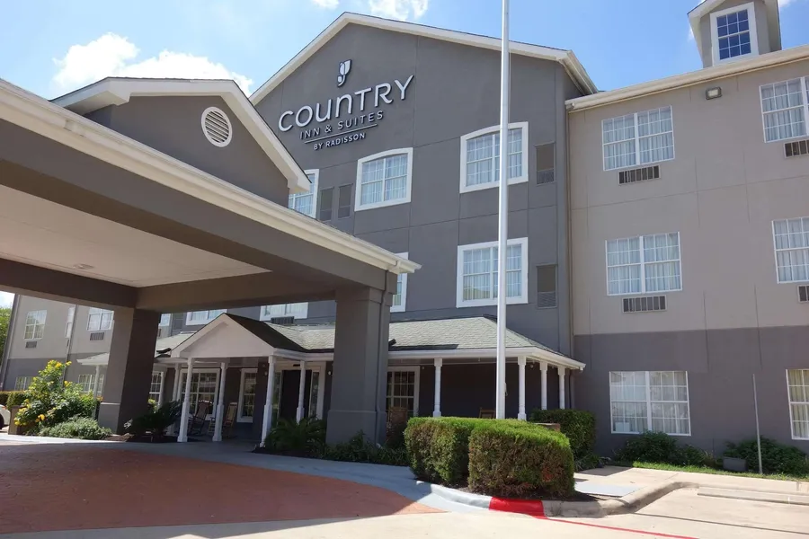 Country Inn & Suites by Radisson, Round Rock, TX hotel detail image 2