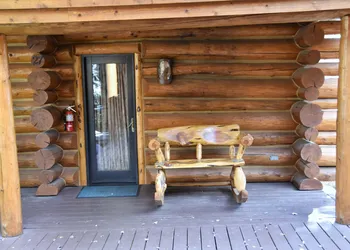 Hatchet Resort hotel thumbnail 5