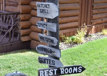 Hatchet Resort hotel thumbnail 6