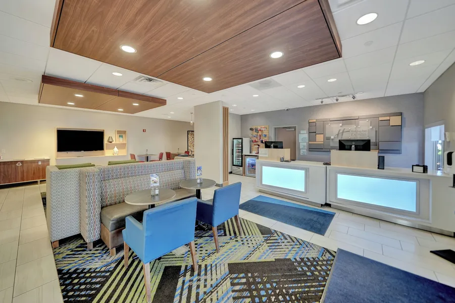 Holiday Inn Express Hotel & Suites Beatrice by IHG hotel detail image 2