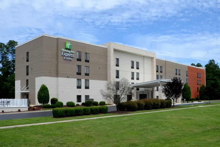 Holiday Inn Express & Suites Raleigh Durham Airport at RTP by IHG hotel detail image 2