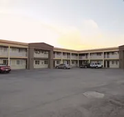 Americas Best Value Inn Hanford hotel detail image 3