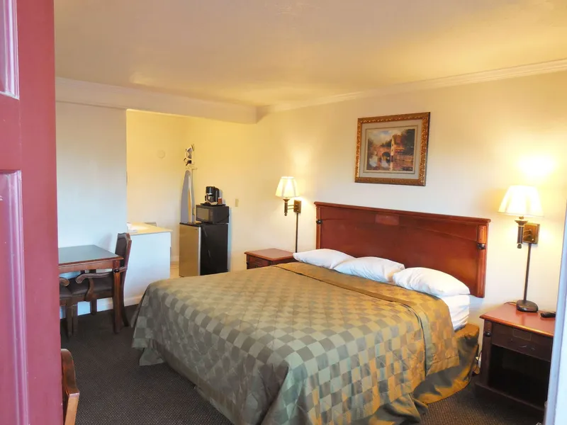 Americas Best Value Inn Hanford hotel detail image 6