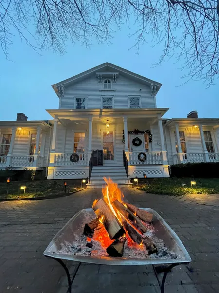 Old Lyme Inn hotel detail image 6