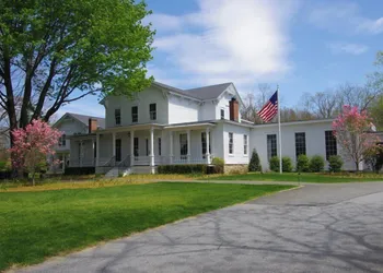Old Lyme Inn hotel thumbnail 2