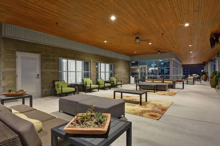 Homewood Suites by Hilton TechRidge Parmer @ I-35 hotel detail image 6