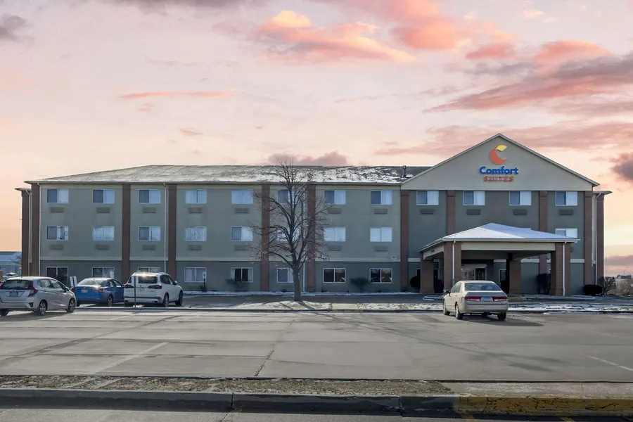 Comfort Suites Normal University area hotel detail image 2