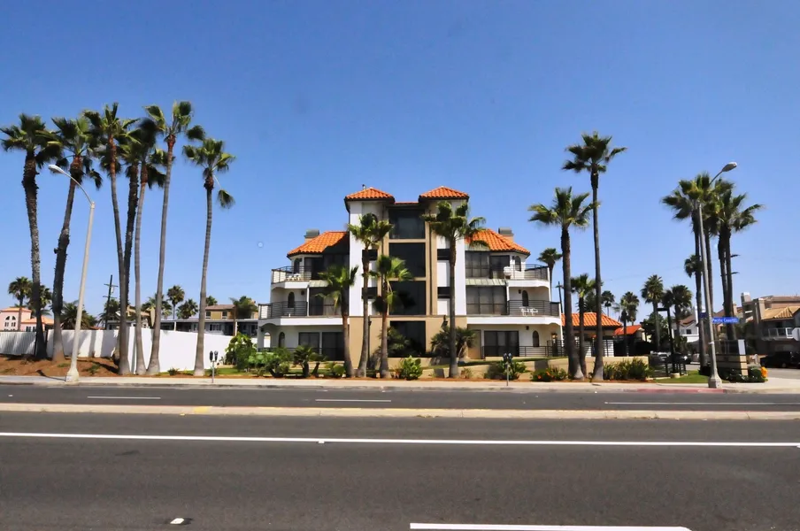 Huntington Beach Inn hotel detail image 2