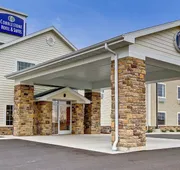 Cobblestone Hotel & Suites – Pulaski/Green Bay hotel detail image 5