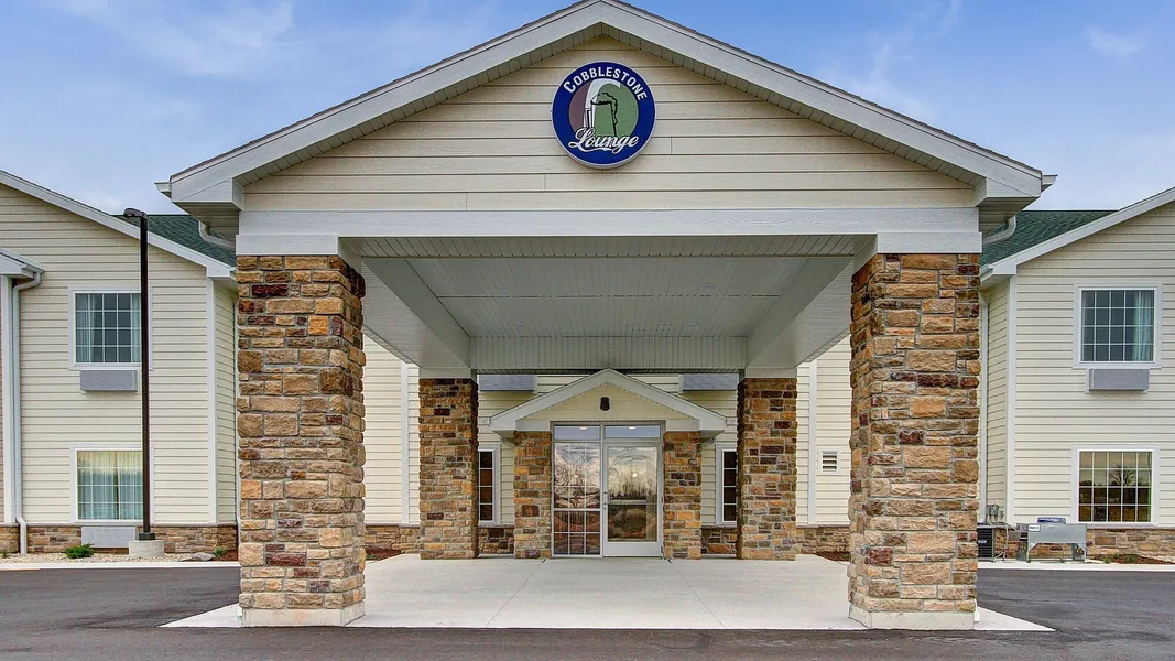Cobblestone Hotel & Suites – Pulaski/Green Bay hotel detail image 6