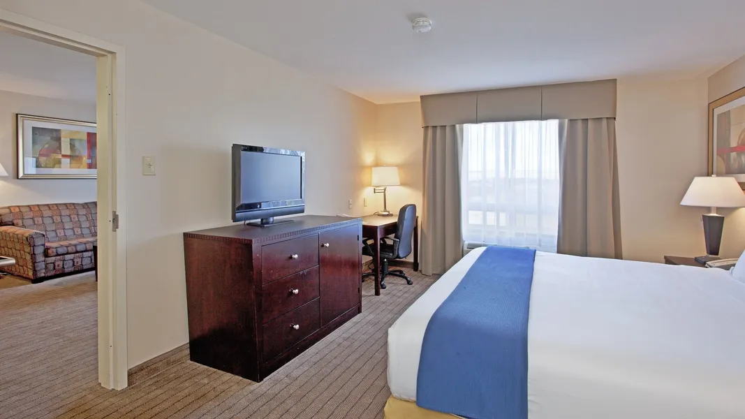 Holiday Inn Express Hotel & Suites SWIFT CURRENT by IHG hotel detail image 6