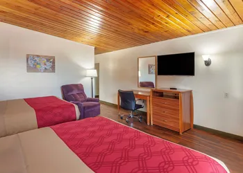 Harmony Inn & Suites hotel thumbnail 7