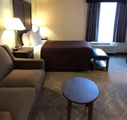 Aviator Suites Hotel by Aspen Hotels hotel detail image 5