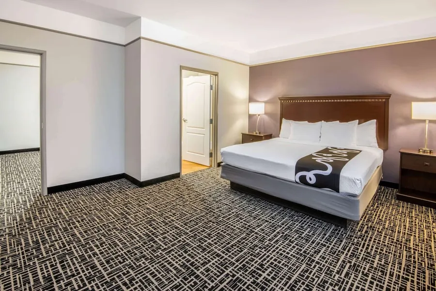 La Quinta Inn & Suites by Wyndham Dumas hotel detail image 6