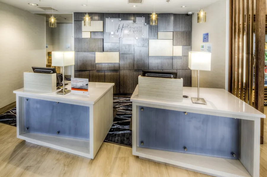 Holiday Inn Express & Suites Cleveland West - Westlake by IHG hotel detail image 2