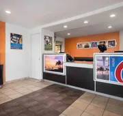 Motel 6 Buena Park, CA - Knotts Berry Farm - Disneyland hotel detail image 4
