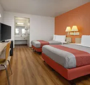 Motel 6 Buena Park, CA - Knotts Berry Farm - Disneyland hotel detail image 7