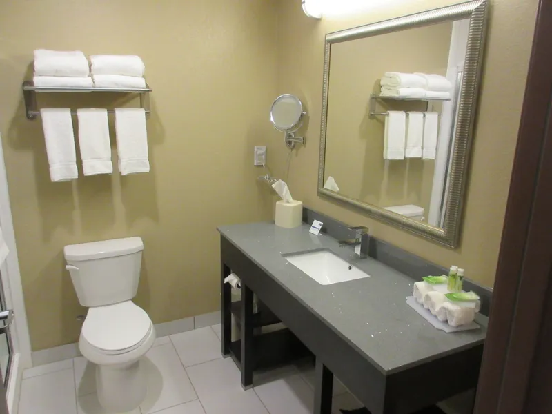 Holiday Inn Express & Suites Butler by IHG hotel detail image 6