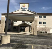 Comfort Inn Warren I-69 hotel detail image 4