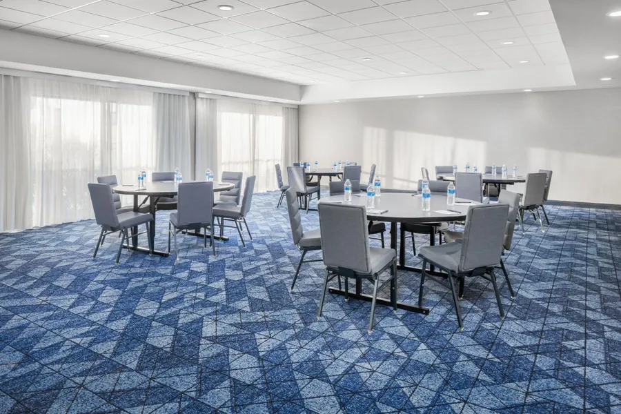 Courtyard by Marriott Auburn hotel detail image 6