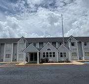 Americas Best Value Inn & Suites Ada hotel detail image 4