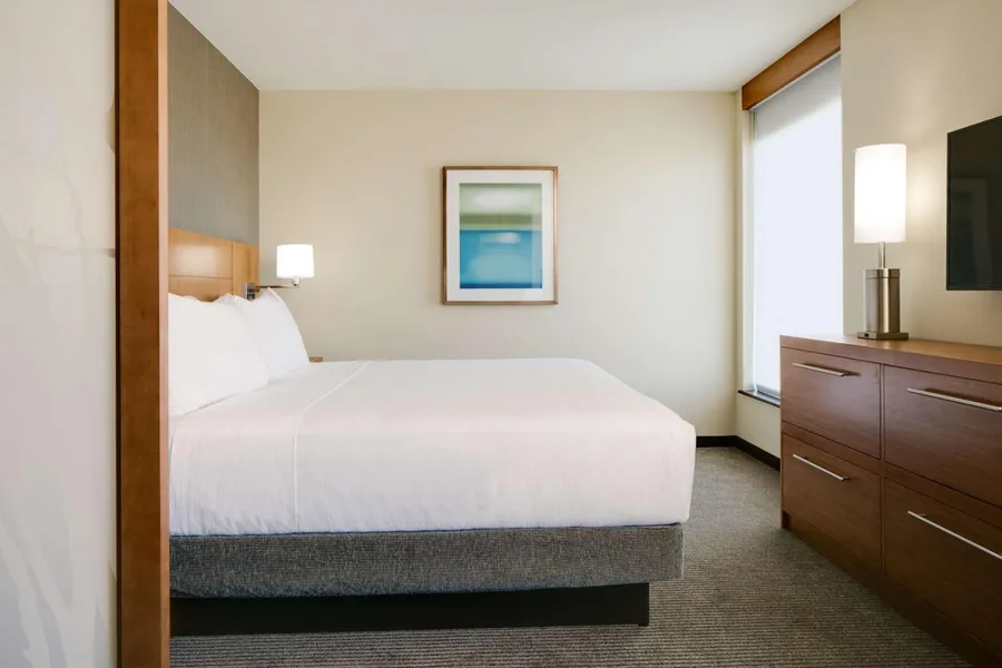 Hyatt Place Kansas City/Lenexa City Center hotel detail image 6