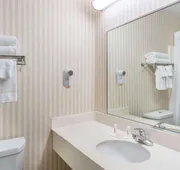 Baymont by Wyndham Bartonsville Poconos hotel detail image 4