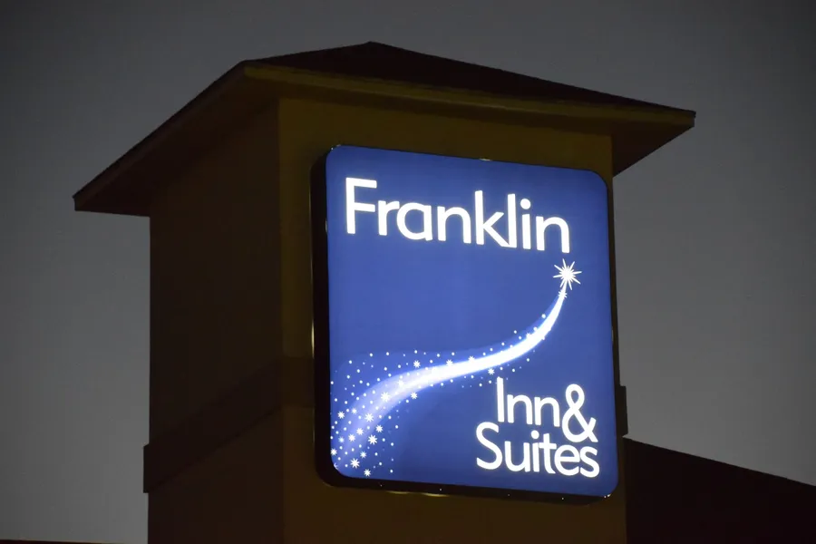 Franklin Inn & Suites hotel detail image 2