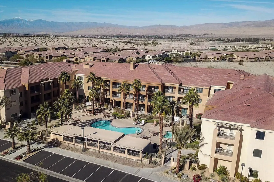 Courtyard by Marriott Palm Desert hotel detail image 2