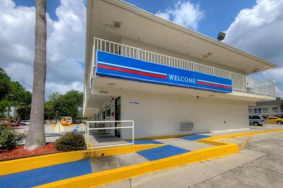 Motel 6 Orlando, FL - Winter Park hotel detail image 2