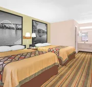 Super 8 by Wyndham Eufaula hotel detail image 5
