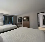Super 8 by Wyndham Cornwall ON hotel detail image 3