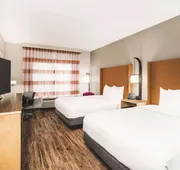 La Quinta Inn & Suites by Wyndham Chattanooga North - Hixson hotel detail image 7