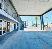 Super 8 by Wyndham Van Horn hotel detail image 7