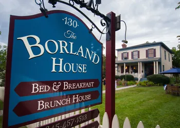 Borland House Inn hotel thumbnail 4