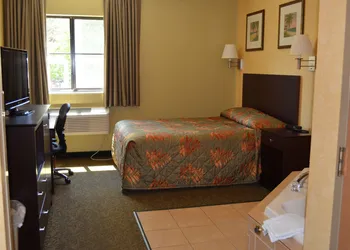 Put-In-Bay Resort and Conference Center hotel thumbnail 5