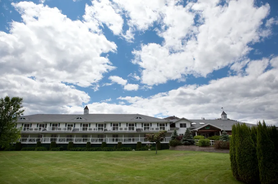 South Thompson Inn & Conference Centre hotel detail image 2