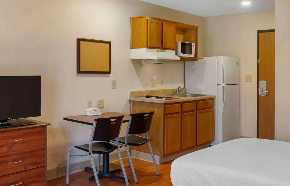 Extended Stay America Select Suites - Kansas City - South - I-49 hotel detail image 6