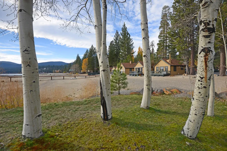 Franciscan Lakeside Lodge hotel detail image 2