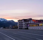 Ramada by Wyndham Juneau hotel detail image 3