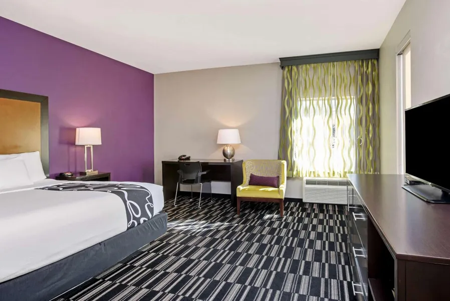 La Quinta Inn & Suites by Wyndham Cedar City hotel detail image 2