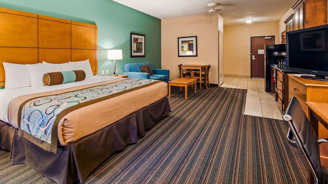 Best Western Plus Seminole Hotel & Suites hotel detail image 6