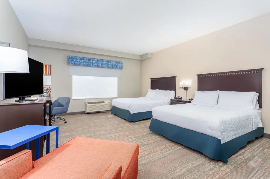 Hampton Inn & Suites Parkersburg Downtown hotel detail image 6