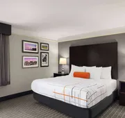 La Quinta Inn & Suites by Wyndham Santa Clarita - Valencia hotel detail image 7