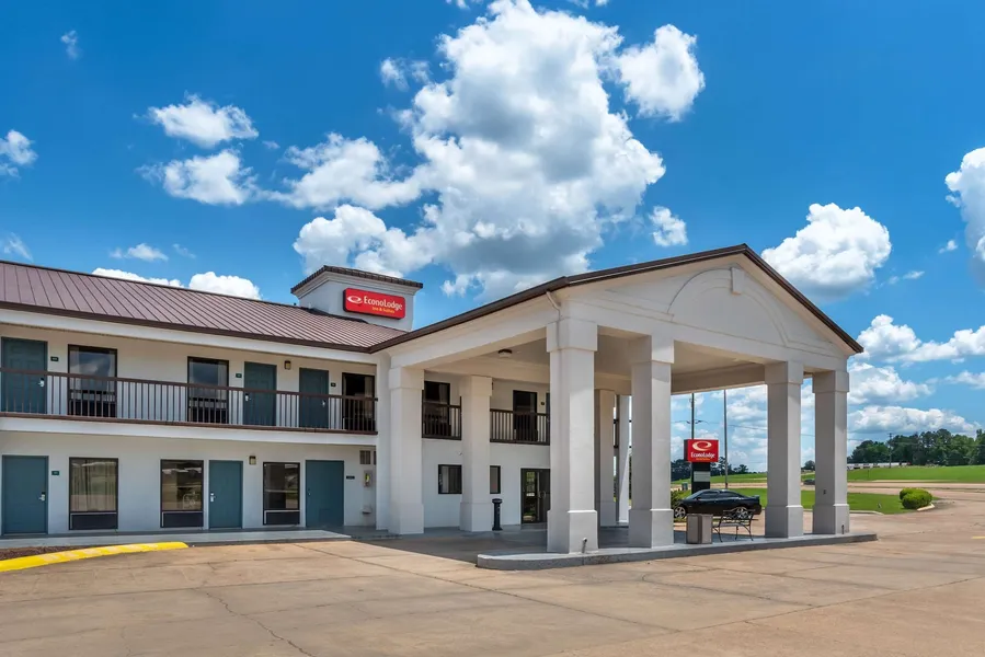 Econo Lodge Inn & Suites Philadelphia MS hotel detail image 2