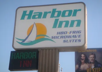 Harbor Inn hotel thumbnail 7