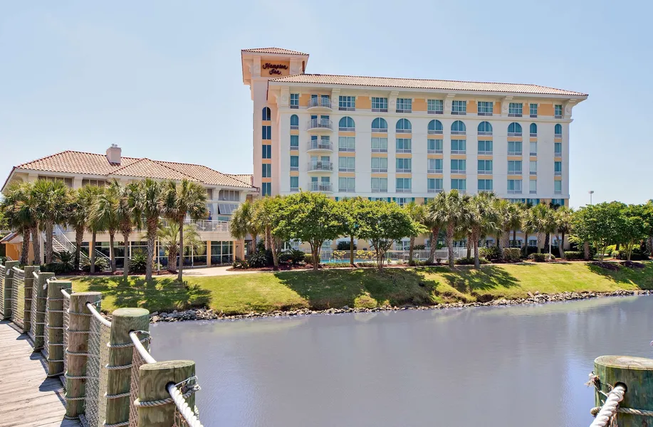 Hampton Inn Myrtle Beach Broadway at the Beach hotel detail image 2