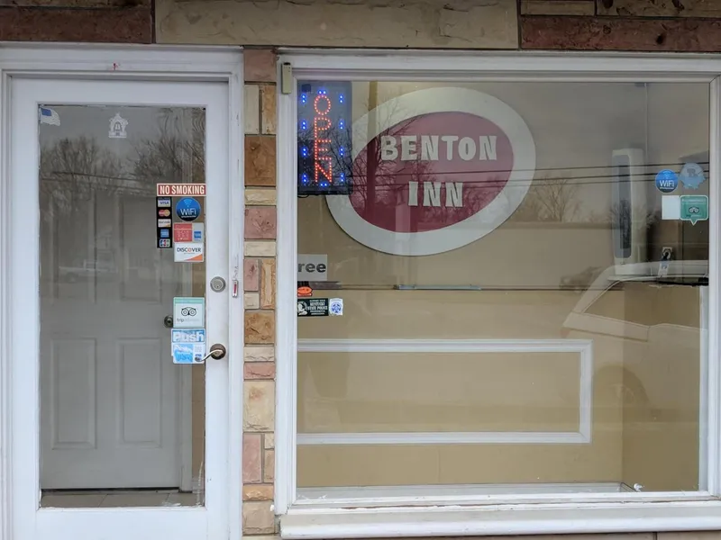 Benton Inn hotel detail image 2