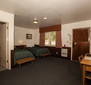 Rising Sun Motor Inn and Cabins - Inside the Park hotel detail image 3